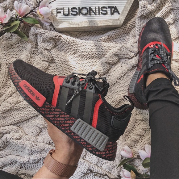 Restocked‼️ NWT 🍭 Rare Adidas NMD R1 Black/Red - Picture 6 of 9